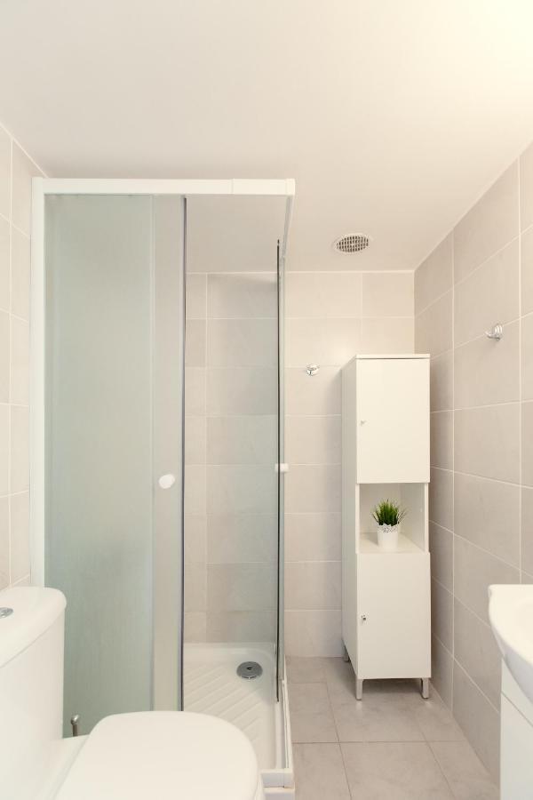 Furnished Seafront Studio Ларнака Екстериор снимка